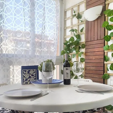 Apartamento Inmogest - Estudio Aguila 519 *